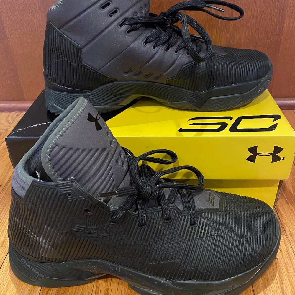 Under Armour Curry 2.5 basketball sneakers